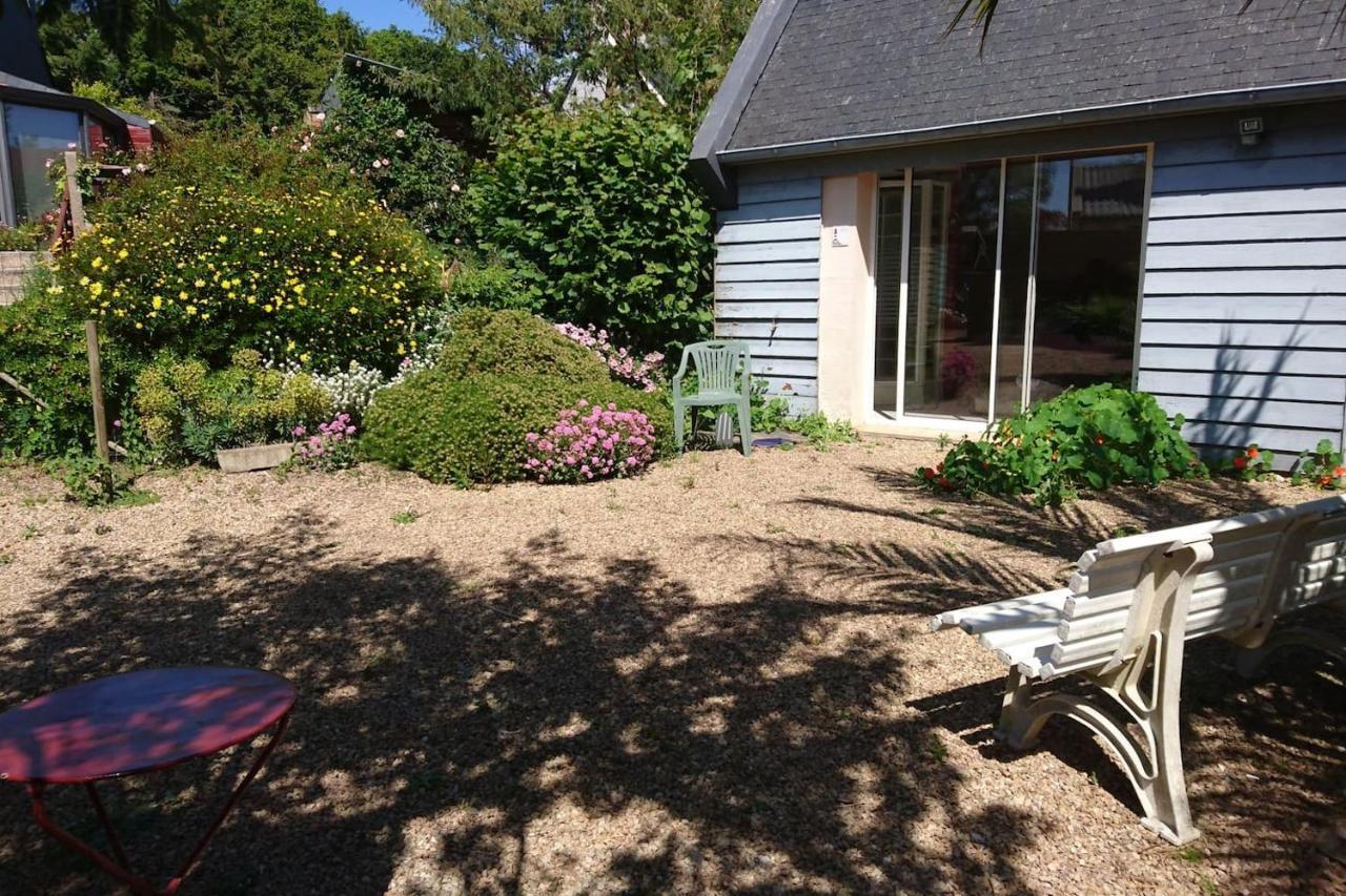 Le Petit Cottage Entre Village Et Mer Trélévern Exterior foto